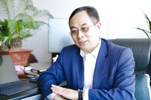 上海传染病疫情，历史回顾、现状分析与未来防控策略
