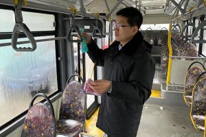 上海疫情防控最新通知，与北京政策对比及最新动态解析