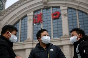 上海疫情告急，危机下的城市韧性与全民抗疫纪实