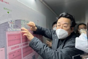 长春疫情下的商场关门，经济冲击与民生挑战