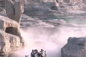独家探秘重庆至乌鲁木齐，穿越3000公里的壮美之旅，揭秘不为人知的丝路新篇章