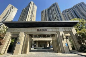 北京疫情封控时间回顾与杭州现行限行政策解析