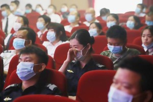 重庆大学生新冠抗疫纪实，青春在战疫中闪光