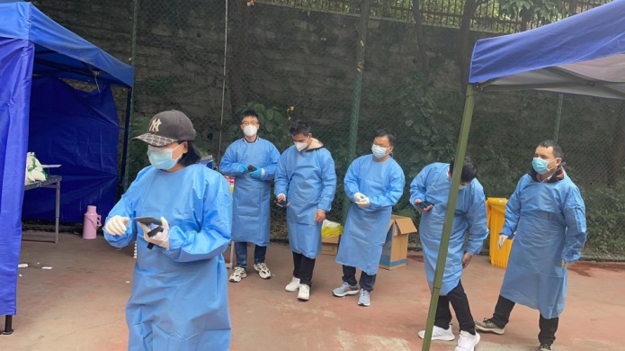 重庆市疫情防控组，科学施策，守护山城健康防线