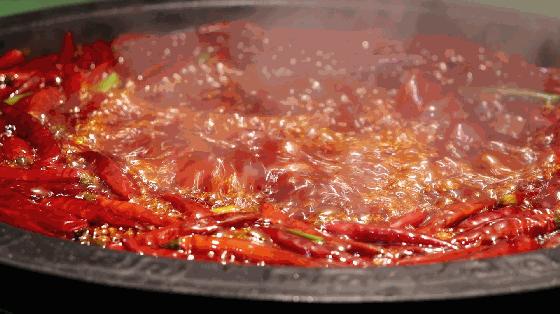 重庆火锅事件背后的真相，一场关于食品安全与地域文化的深度思考