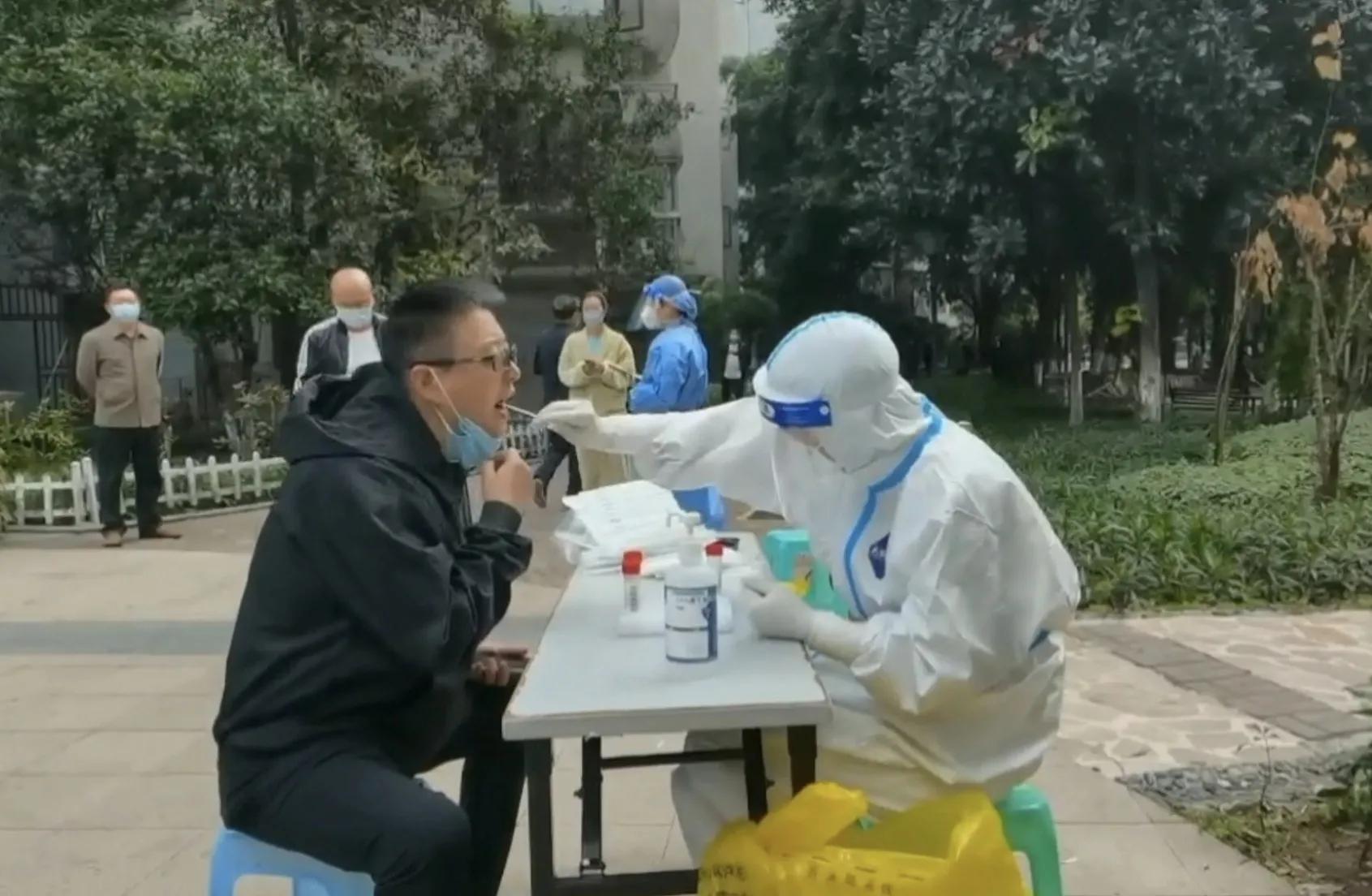 重庆防疫最新政策解读，与湖北经验对比及未来展望