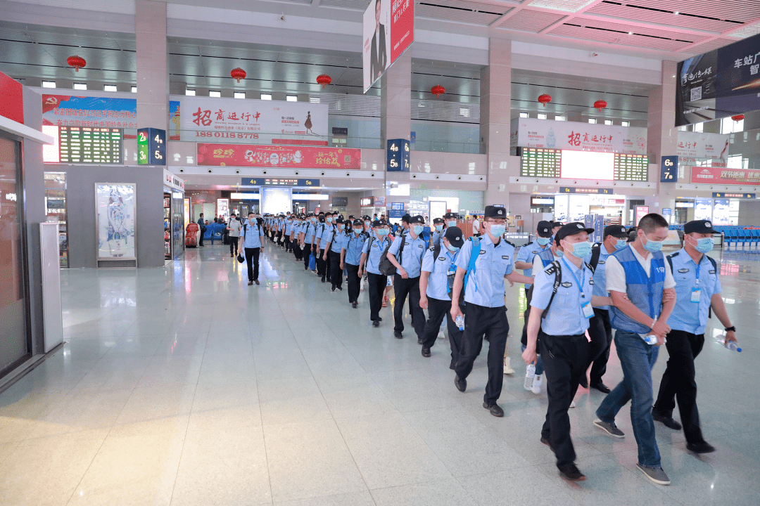 重庆返沈阳，一场跨越2000公里的归途体验