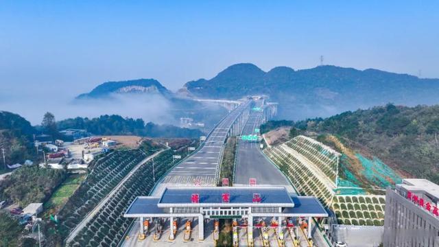 重庆到贵阳高速封路了吗？最新路况查询与绕行建议（2023年更新）