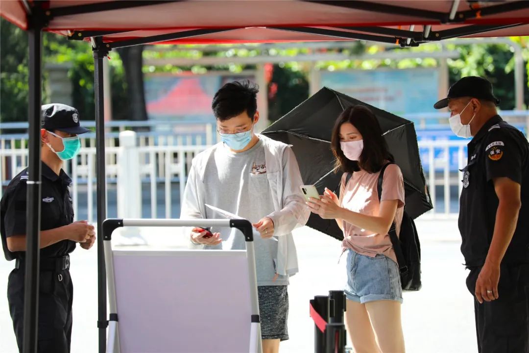 重庆大学生返校指南，全面准备迎接新学期