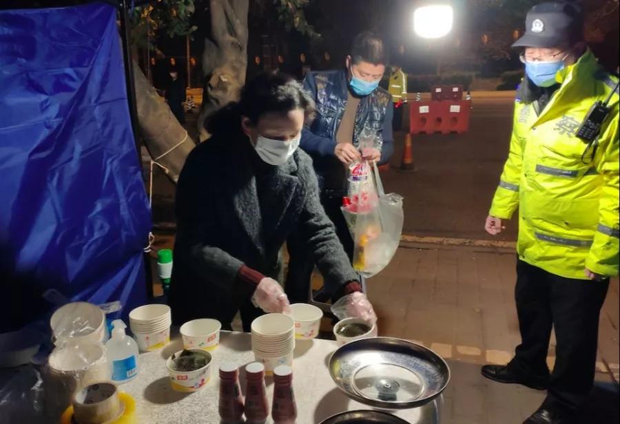 重庆与广州阳性病例对比，两座城市的防疫策略与成效分析