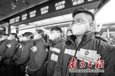 同心抗疫，内地支援香港抗疫的感人历程与深远意义