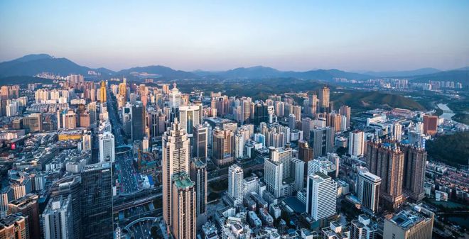 郑州疫情与南京，两座城市的抗疫经验与启示