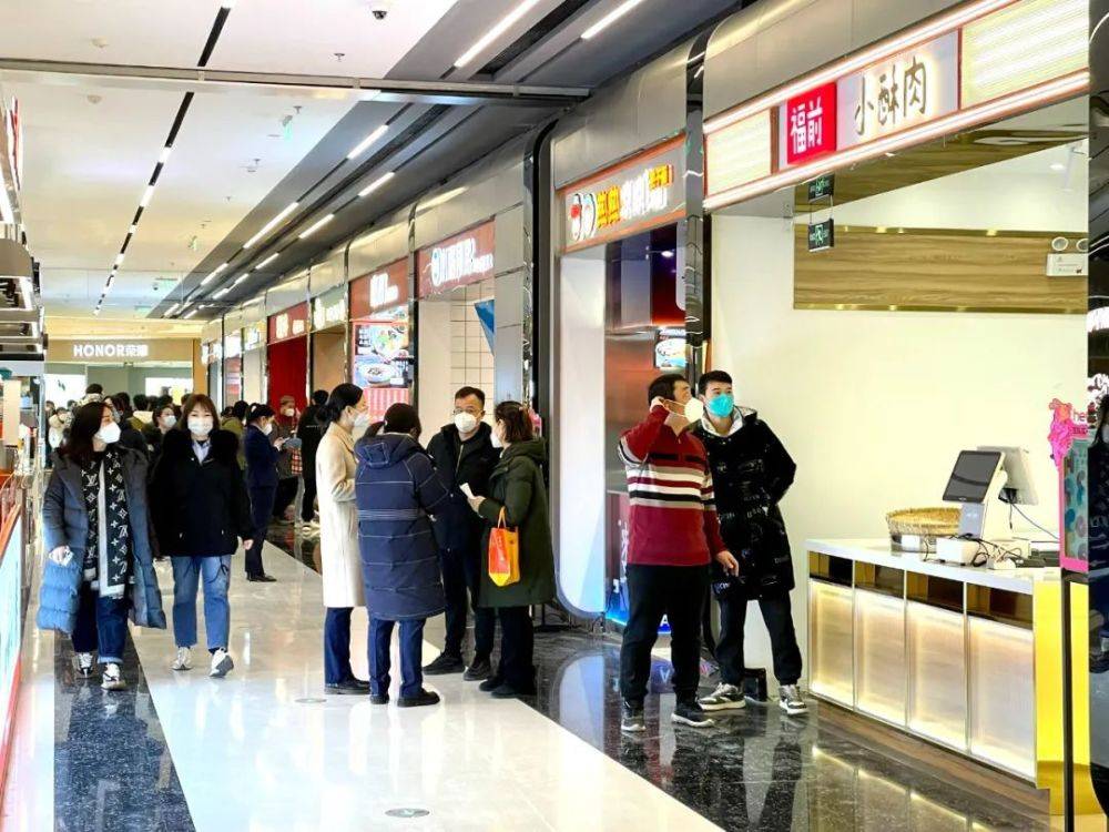 郑州商场突发疫情关门，防控措施与市民应对指南
