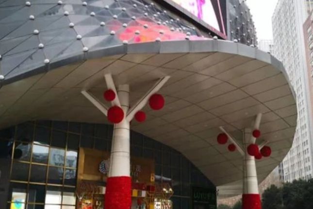 郑州商场关门潮，背后原因与未来出路