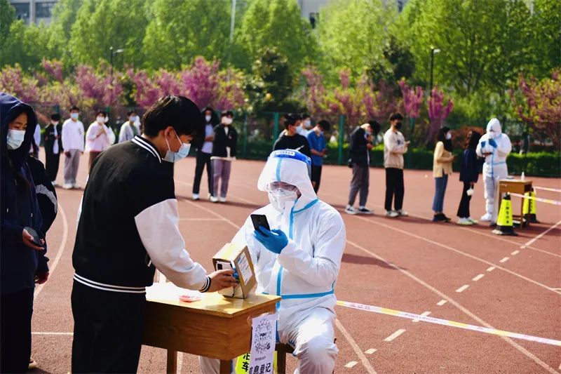 郑州高校疫情，防控措施、学生生活与未来挑战