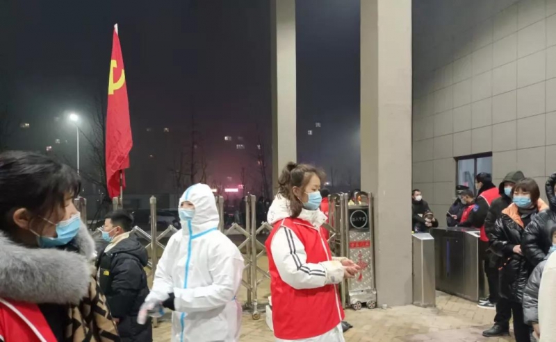 郑州大学生抗疫纪实，青春在战疫中闪光