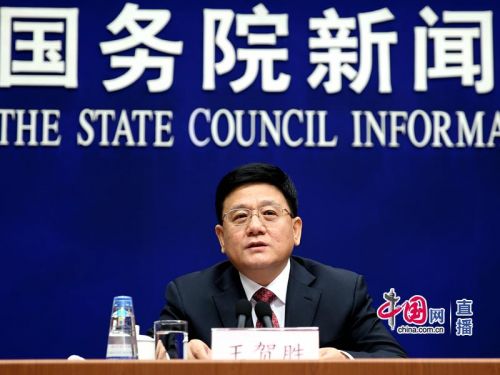 张文宏调任上海卫计委，公共卫生专家的新使命与挑战