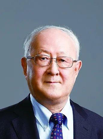 张文宏出任上海卫计委主任，抗疫英雄的新使命与挑战