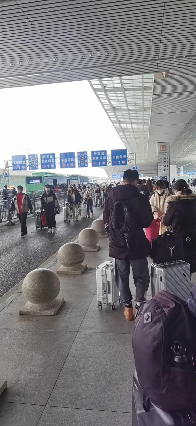 疫情下郑州商场现状调查，成都商场是否已恢复营业？