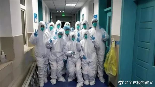 疫情风暴中的武汉医院，一座城市的生命防线与人性光辉