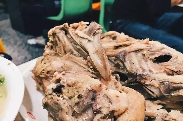 沈阳鸡架最新消息，疫情后市场复苏，老字号排队火爆！