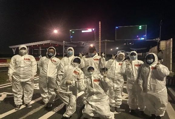 疫情期间南京大学生自发游街，青春力量与社会责任的碰撞