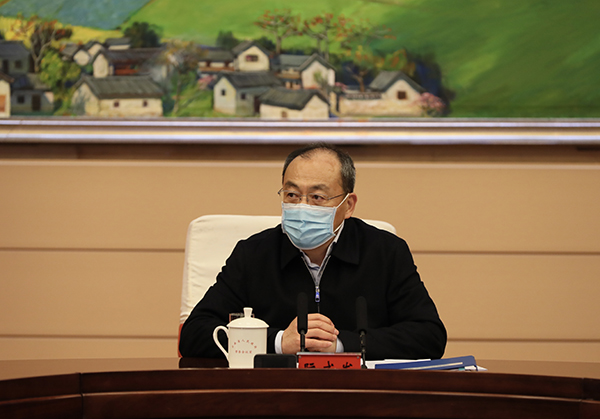 疫情下的河南省委书记与哈尔滨，抗疫双城的领导力与挑战