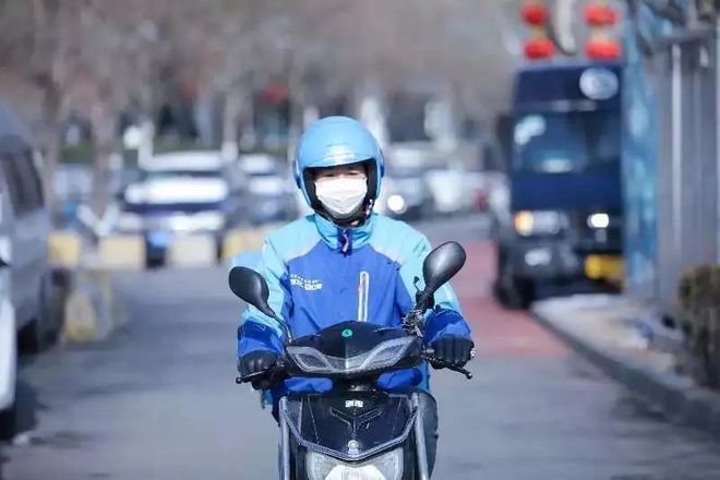 疫情期间杭州和石家庄的外卖服务，现状与安全指南