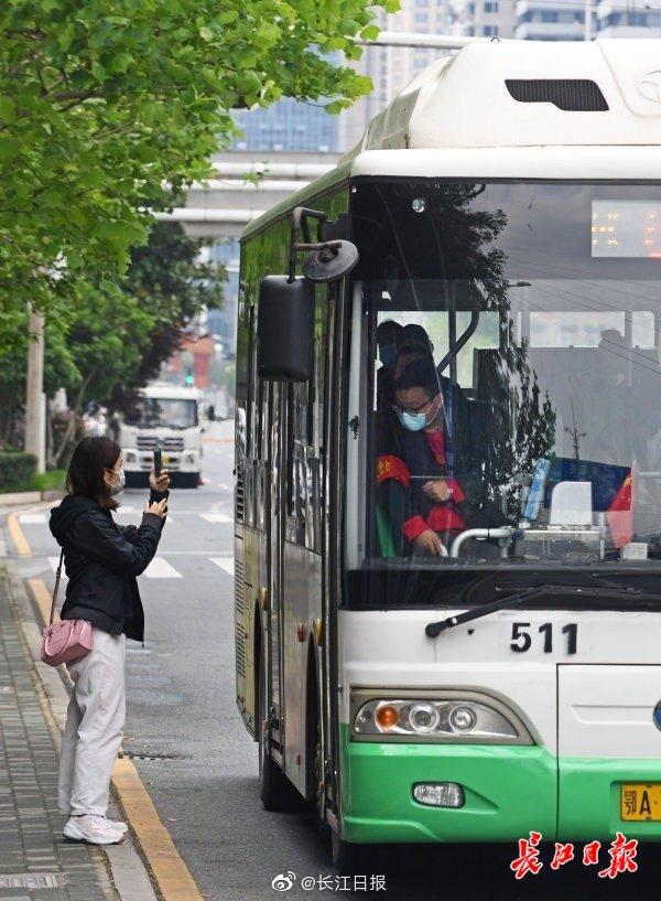 疫情下杭州公交车扫码乘车全攻略，西安市民能扫吗？