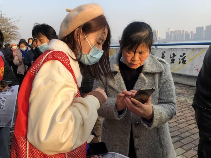 杭州公交车扫码防疫措施详解，天津市民能否使用？