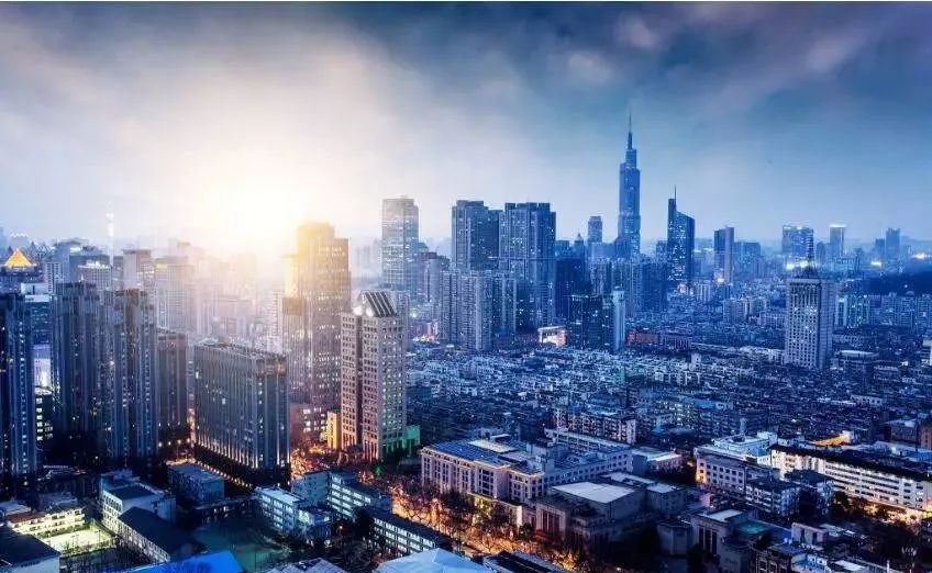 疫情下的杭州封城，城市韧性与民生挑战的双重考验