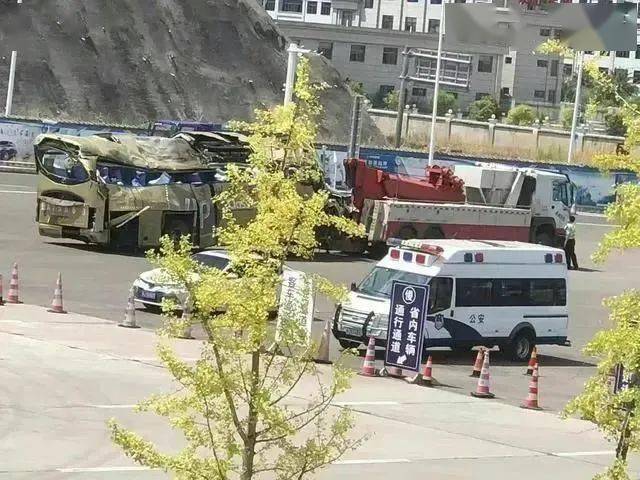贵阳疫情下的车祸悲剧，当防控与意外交织