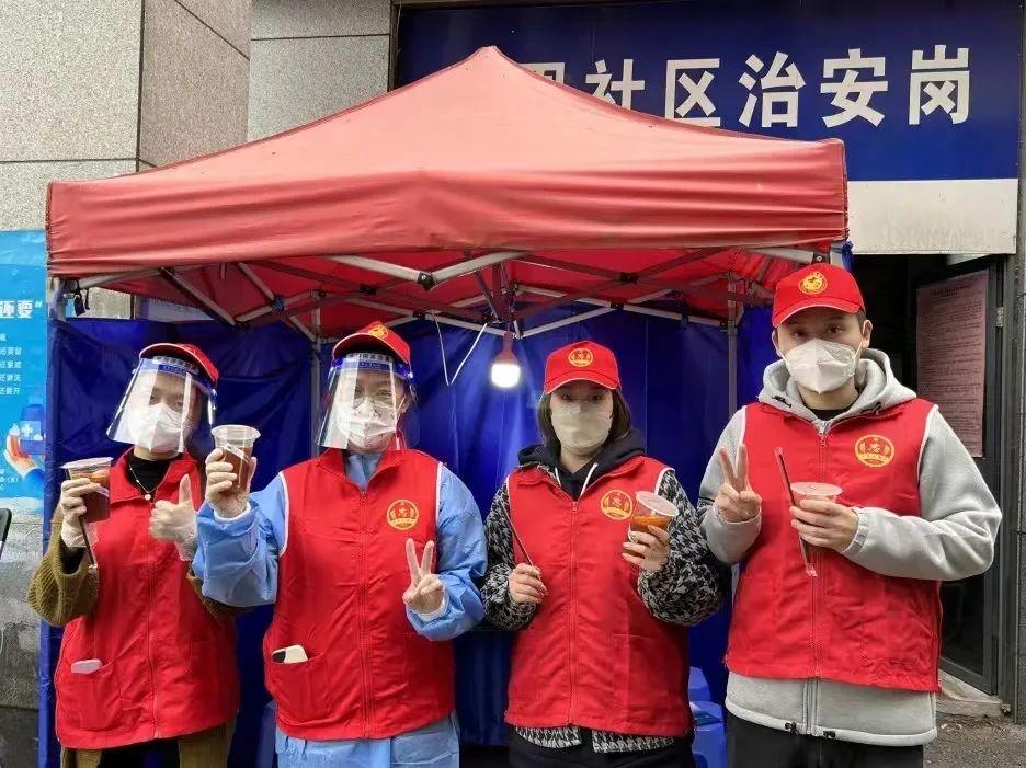 疫情下的信息桥梁，重庆卫视直播与福州新闻如何助力公众应对挑战