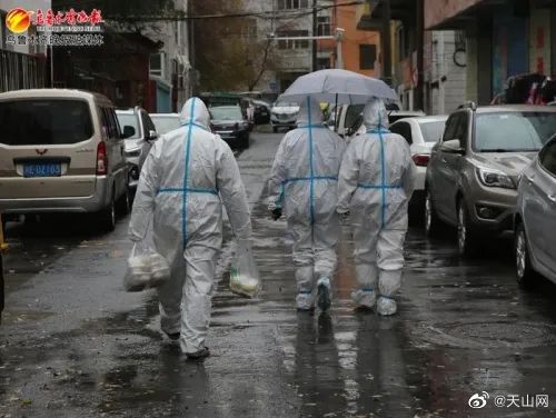 乌鲁木齐疫情下的坚守与希望，一座城市的抗疫纪实