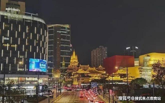 疫情下的上海街头，南京西路依旧繁华，合肥路是否封控引关注