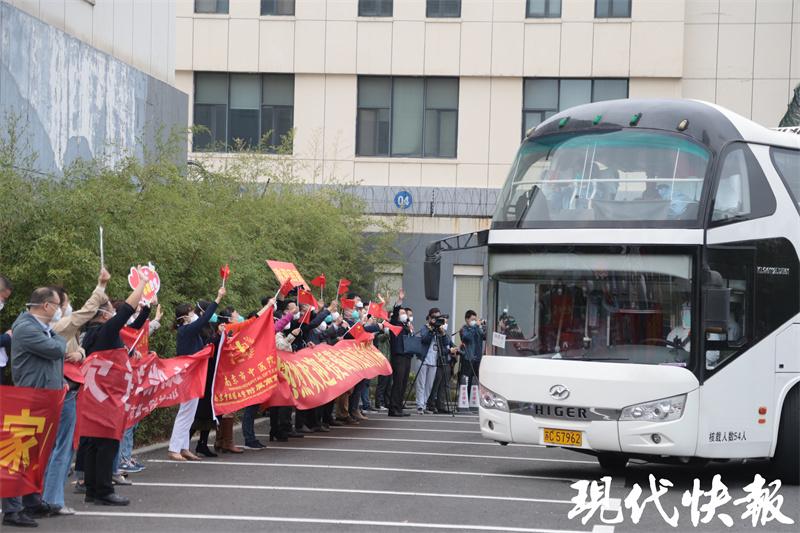 江苏医疗队千里驰援拉萨，共筑雪域高原抗疫防线
