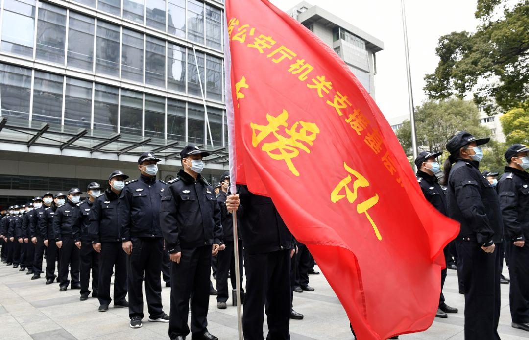江苏千里驰援成都，同心战疫彰显兄弟情谊