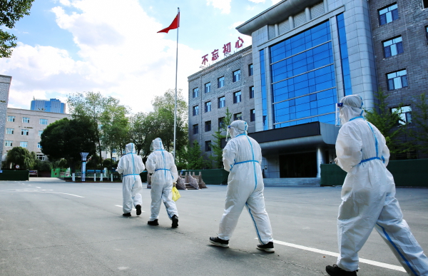 乌鲁木齐疫情防控部门，守护城市安全的坚强堡垒