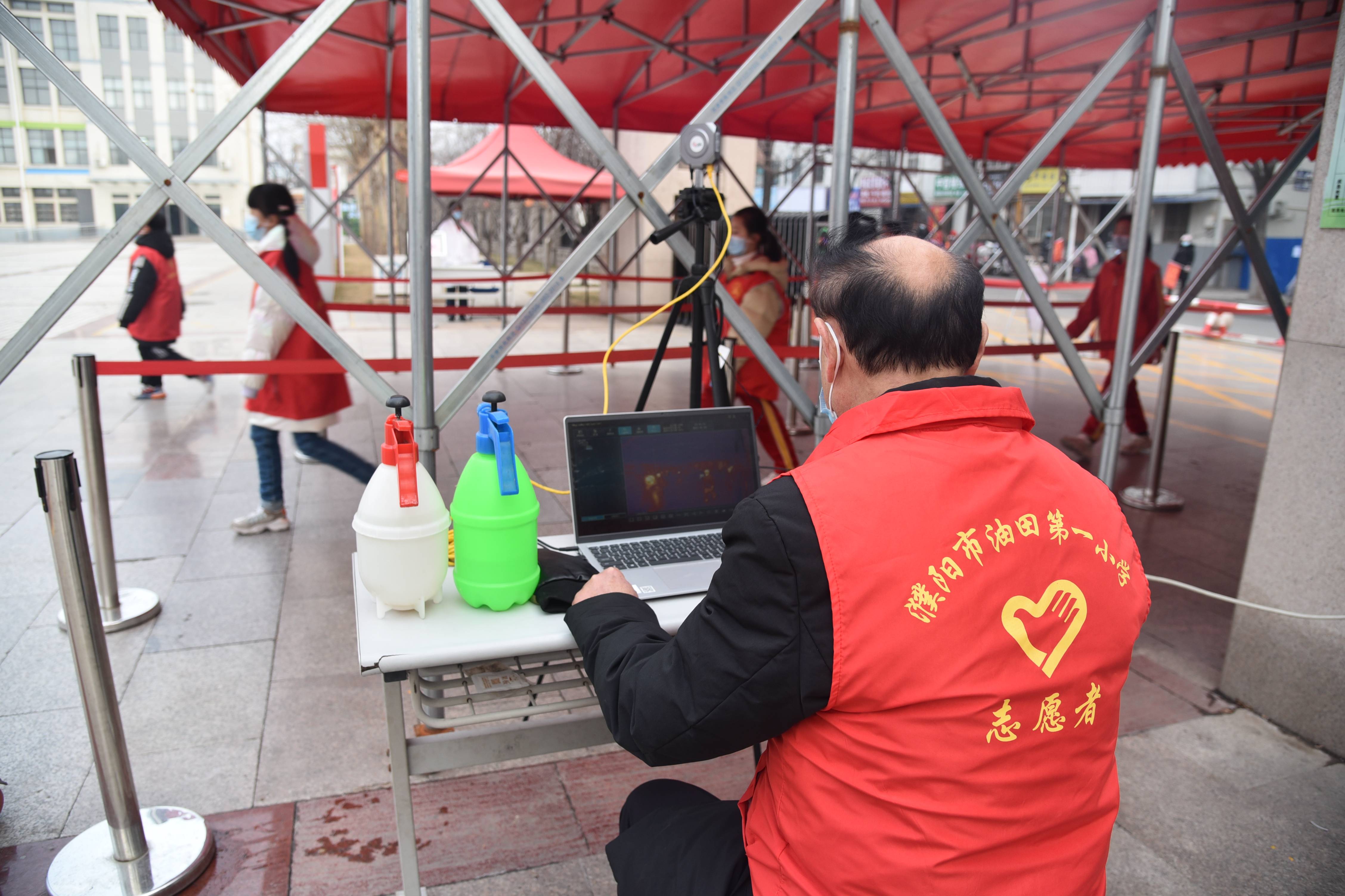 天津市疫情防控领导小组，筑牢城市健康防线，保障市民安全