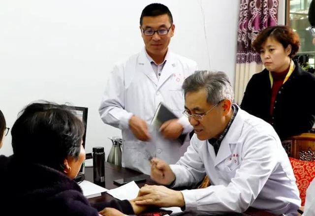 天津内科中医，传统医学的现代守护者