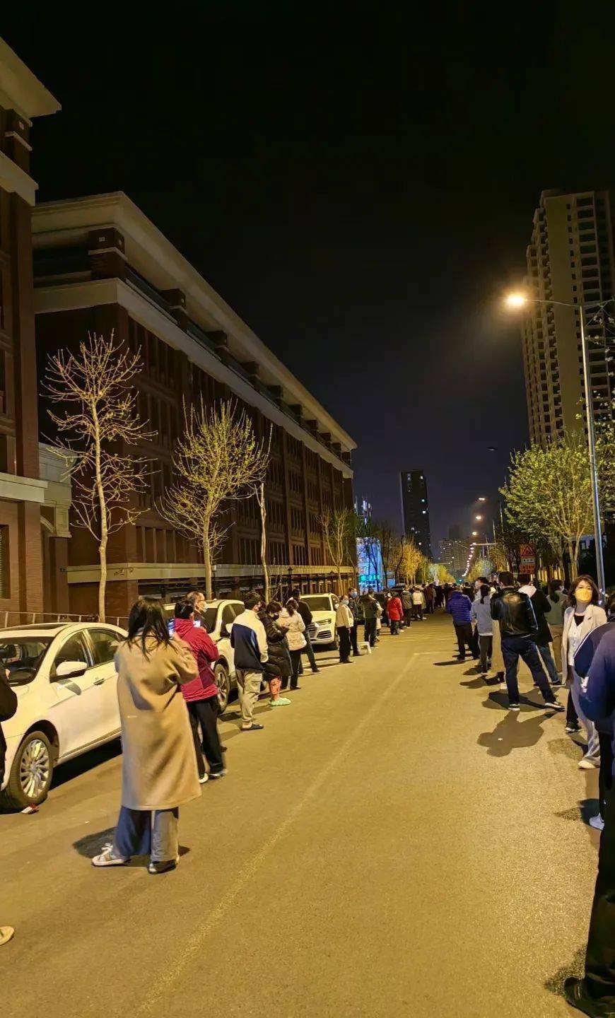太原封城了，城市按下暂停键，生活仍在继续