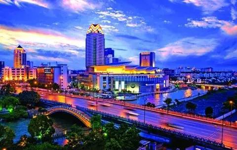 台湾南京路位于哪个区？详细解析与周边景点介绍