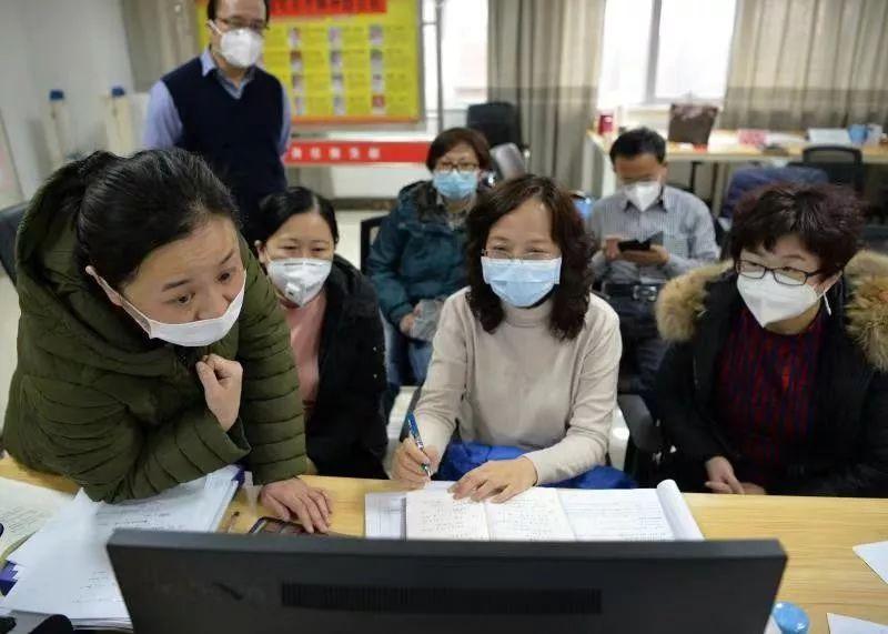 石家庄疫情突发，2万人大撤离背后的真相与反思