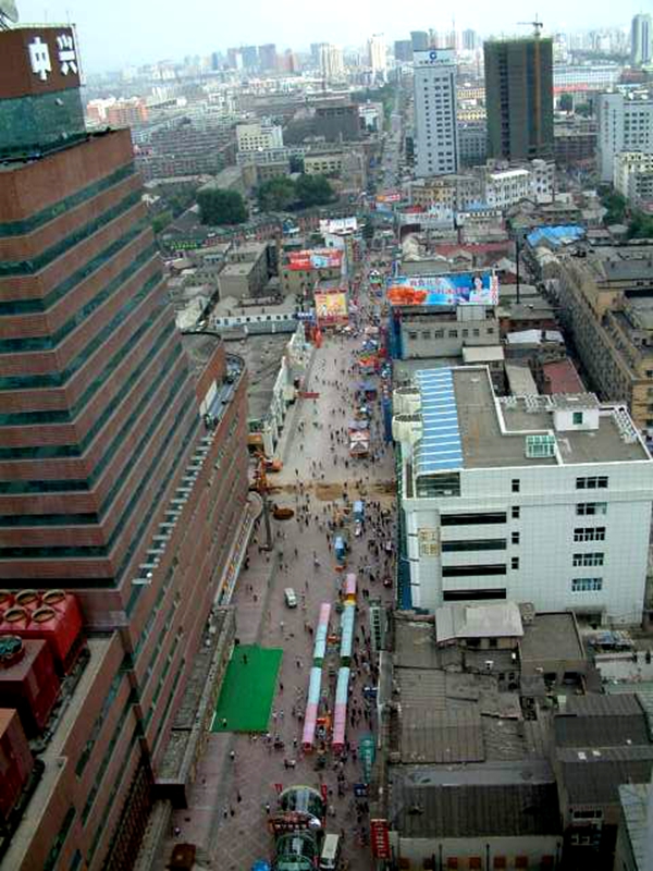 沈阳太原街封路，城市改造与市民生活的双重考量