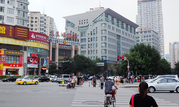 沈阳大东区东顺城街92号，历史与现代交织的城市记忆