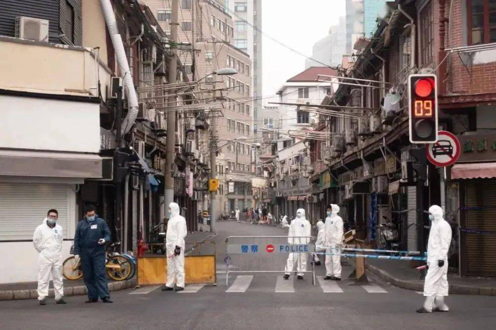 上海疫情下的济南路，一条老街的静默与坚守