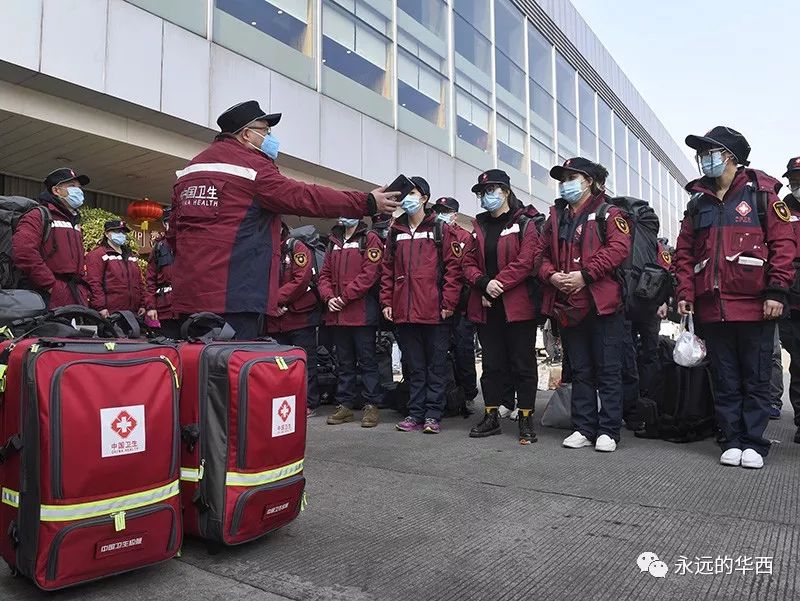 上海疫情告急，危机下的城市韧性与全民抗疫纪实