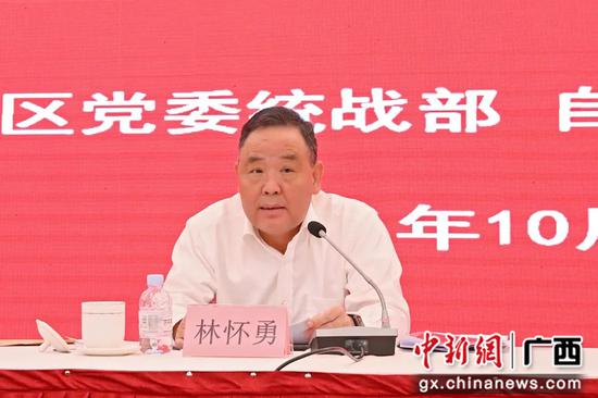 上海卫健委张雄，公共卫生领域的领军人物与抗疫先锋