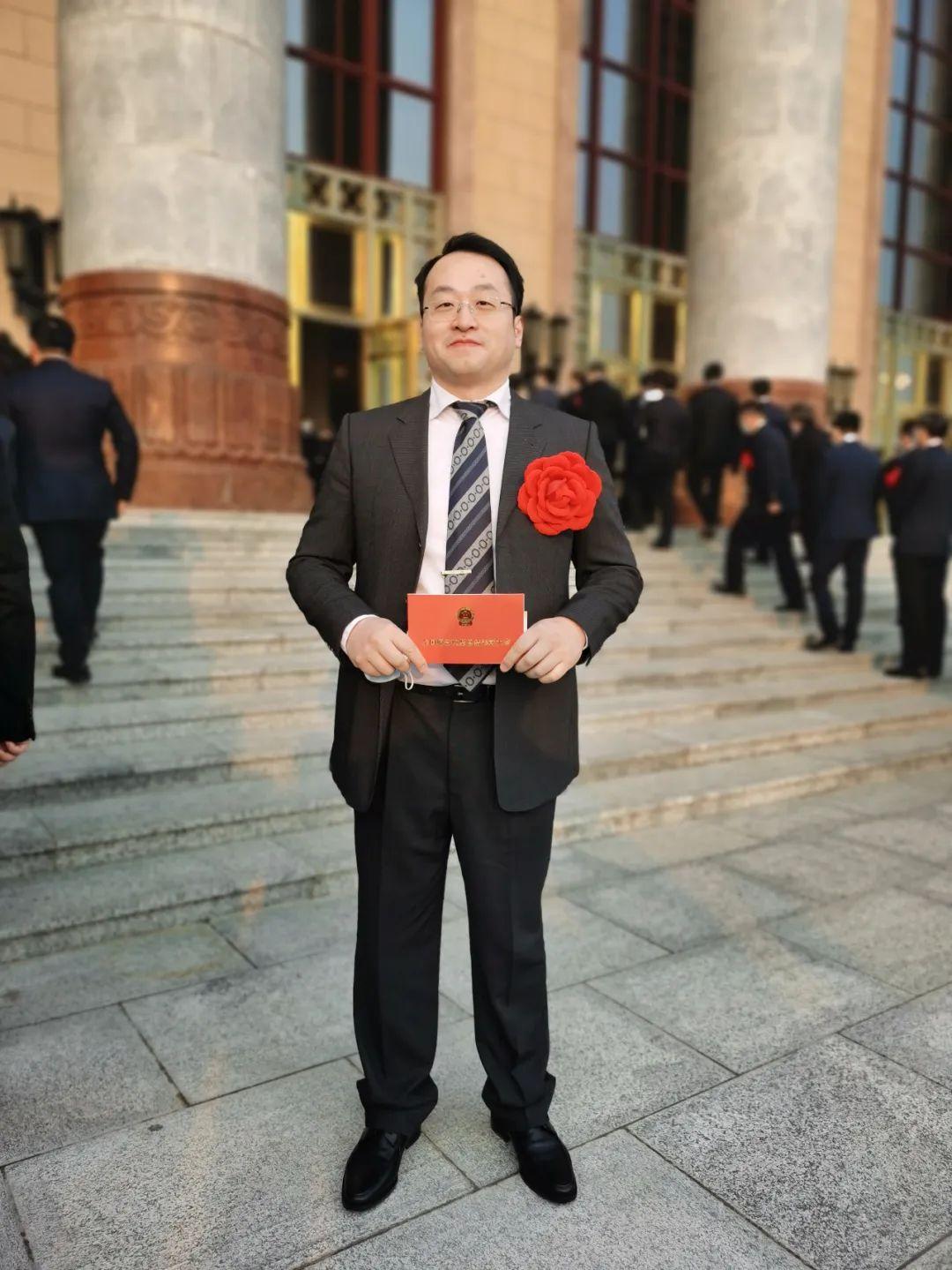 上海市卫健委医政处副处长，职责、挑战与公共卫生管理创新