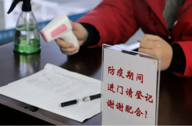 上海地区疫情防控的精细化实践与未来挑战